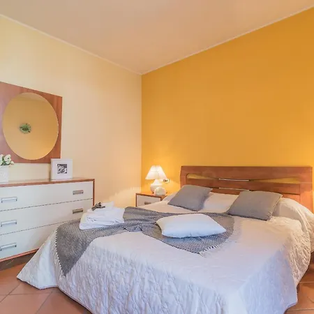 Apartment Honey House